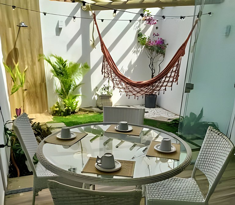 Linda casa a 1m da praia  completa bem localizada