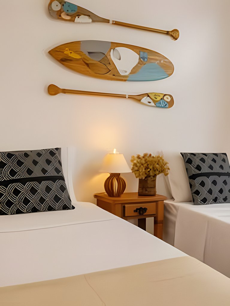 Linda casa a 1m da praia  completa bem localizada