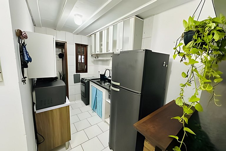 Casa com 2 quartos a 200m da praia